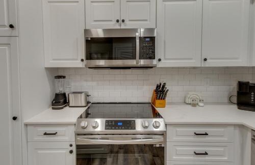 Nashville Apartment | WFH-Friendly Condo Rental in Nashville, Georgia!