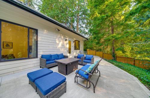 Redmond House | WFH-Friendly Gem with Creek 4 Mi to Sammamish Trail