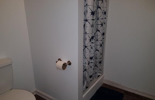 Tiddville Hotel | Whale Cove Inn