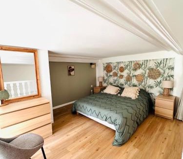 Luc-sur-Mer Apartment | Whale loft