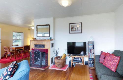 Depoe Bay House | Whale - Watcher's Perch