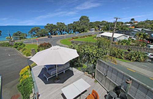 Manly Hotel | Whangaparaoa Lodge