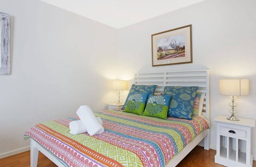 Narooma Apartment | Wharf Apartment Unit 19