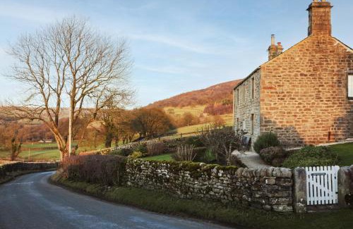 Burnsall House | Wharfe View Cottage Bolton Abbey Estate