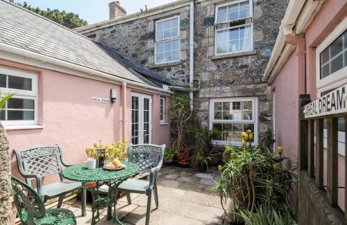 Mullion House | Wheal Dream