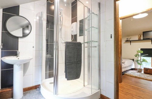 Amerton Cottage | WHEATLOW BROOKS BARN, pet friendly, with open fire in Stone