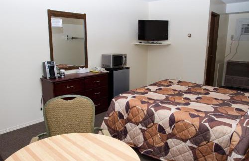 Assiniboia Hotel | Wheel Inn Motel