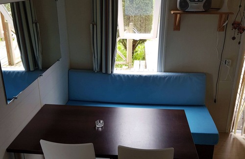 Champs-Romain House | Wheelchair-friendly mobile home in the Dordogne on a child-friendly campsite