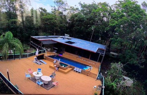 Currumbin Waters Bed & Breakfast | Where the forest meets the Sea on the Gold Coast