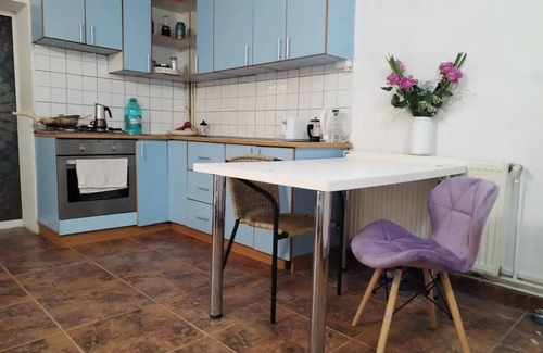 Brasov House | Where Wi-Fi Speed Beats the Rent, With monthly discounts.nn