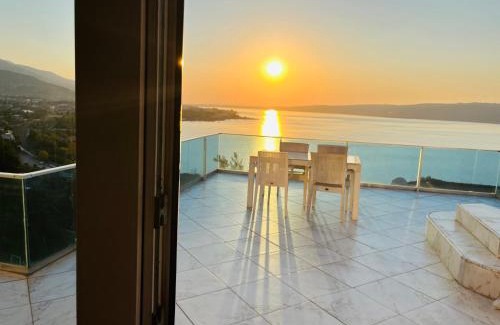 Sapanca Villa | WHİTE ROSE VİLLA Jakuzili ve Isıtma Havuzlu