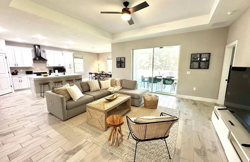 Ocala House | Whispering Hooves; pet-friendly; near HITS, Live Oak, Ocala Breeders and WEC