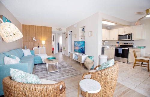 Shell Harbor Condo | Whispering Palms- Waterfront Condo on Sanibel Island