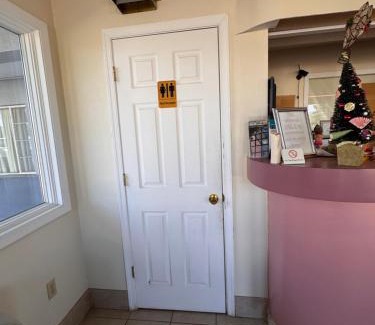 White Stone Hotel | Whispering Pines by Hotel O White stone VA