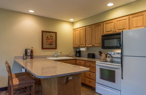 Welches Apartment | Whispering Woods Resort