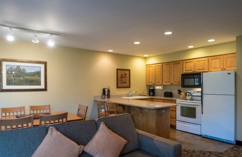 Welches Apartment | Whispering Woods Resort