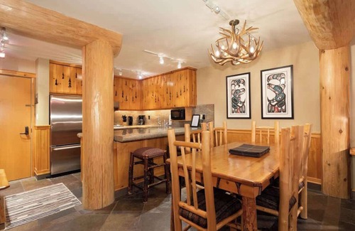 Whistler Village Condo | Whistler Village condo w/pvt hot tub