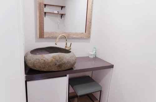 Andeok House | White Casa