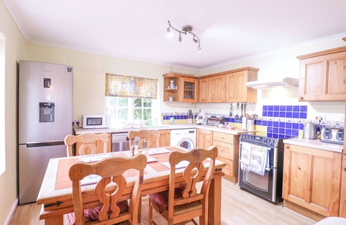 Little Snoring Cottage | White House Cottage