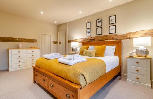 Halesworth House | White House Lodges - Meadow