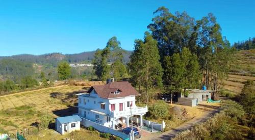 Ooty Bed & Breakfast | White House Melkavatty ooty
