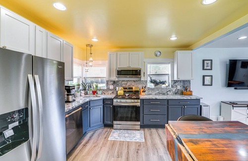 White Lake Cottage | White Lake Vacation Rental ~ 5 Mi to Skiing!