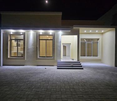 Hatta Villa | White Mountain House