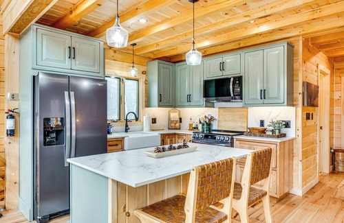 Jefferson Cabin | White Mtn Views: Idyllic Log Cabin in Jefferson!