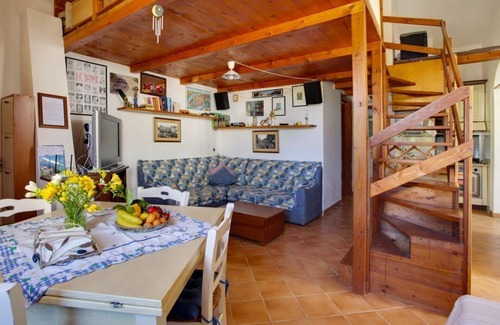 Castelluzzo House | White Pearl Holiday House, PRIVATE POOL, FREE WI-FI, all the conforts