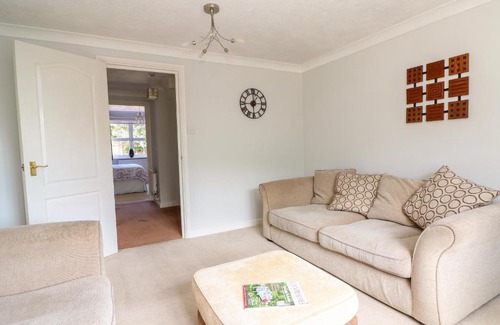 Hastings House | White Rock View