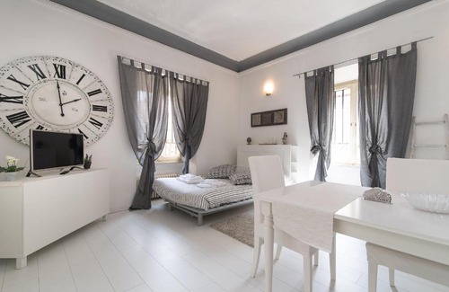 Rione XIV Borgo House | White Rooms Borgo