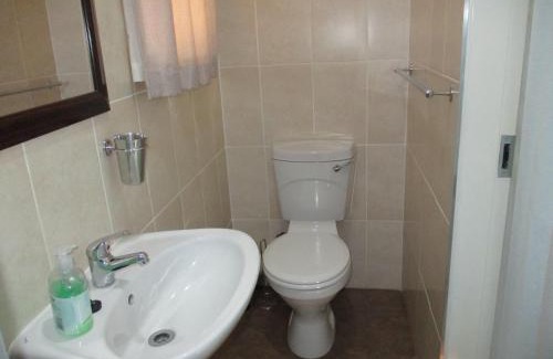 Emfuleni House | White Rose Guest House