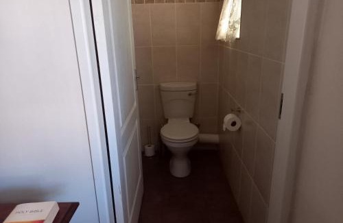 Emfuleni House | White Rose Guest House