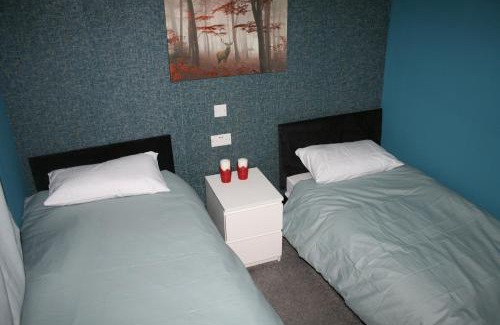 Chapeltown Hotel | White Rose Hotel and Restaurant