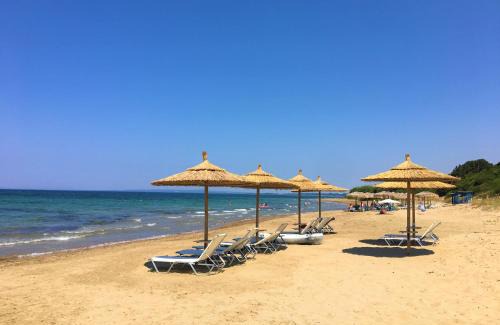 Ilida Villa | White Villas