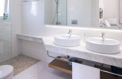 Ilida Villa | White Villas * Private Pool Villa * Luxury on Sandy Beach, Pool