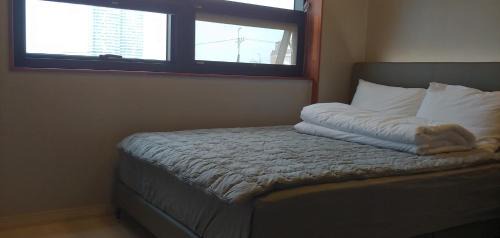 Mokpo House | White Windmill Guesthouse