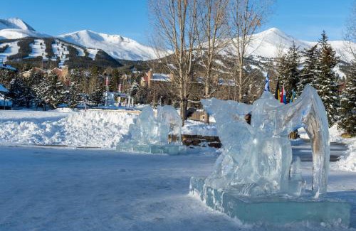 Peak 8 House | White Wolf #1648