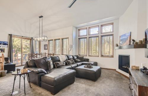 Peak 8 House | White Wolf #890 - Great Home with Private Outdoor Hot Tub - Shuttle to Slopes