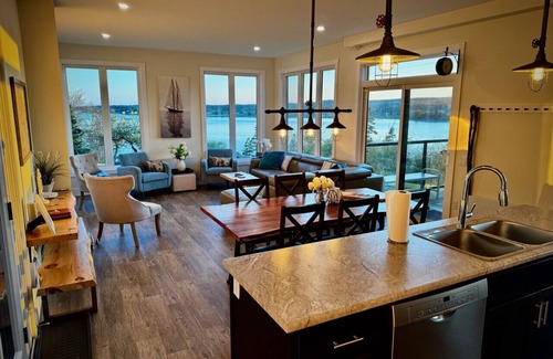 Lower LaHave House | Whitecaps Summit Beach House