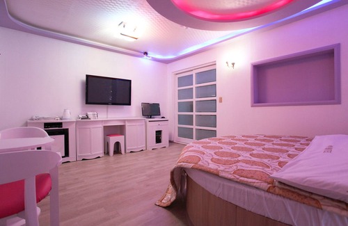 Seosan Hotel | Whitehouse Motel