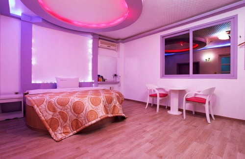 Seosan Hotel | Whitehouse Motel