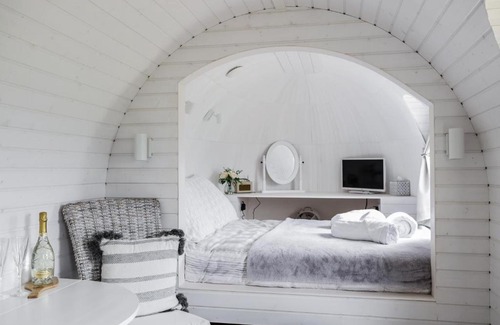 North Berwick House | “Whitekirk” Rock & Castle Escapes