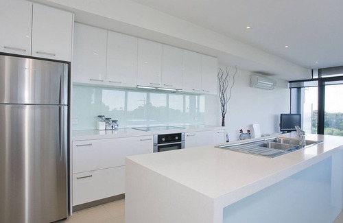 Torquay Apartment | Whitewater Apartment 101