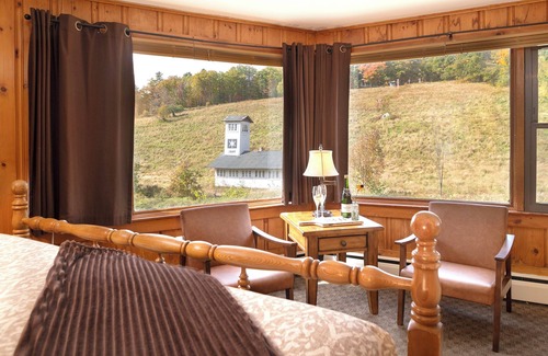 Jackson Hotel | Whitneys Inn at Black Mountain