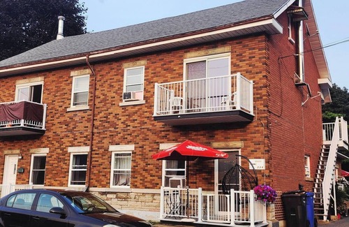 Longueuil Condo | Whole apartment in downtown Longueuil for rent