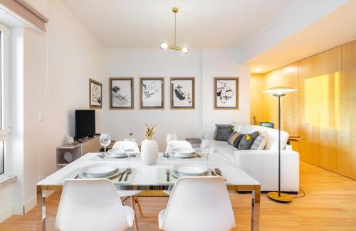 Penha de Franca Apartment | WHome | Anjos Stylish Apartment #10