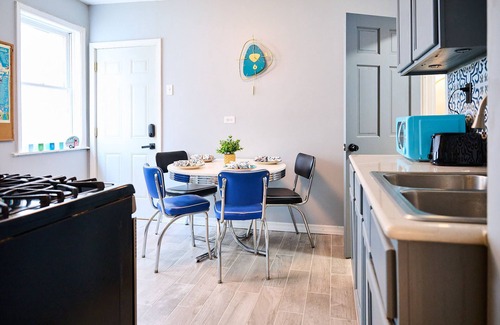 Noble Square Apartment | Wicker Park 2Bdrm Fall Sale 109.00 Oct 20-24 by SaltShed & Jack’s Pumpkin PopUp