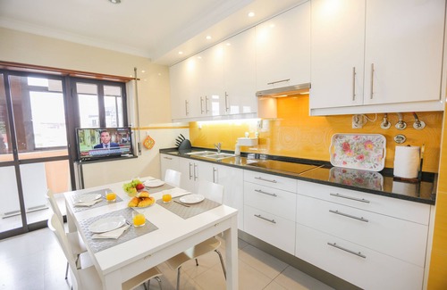 Sao Domingos de Benfica Apartment | Wide and bright Apt