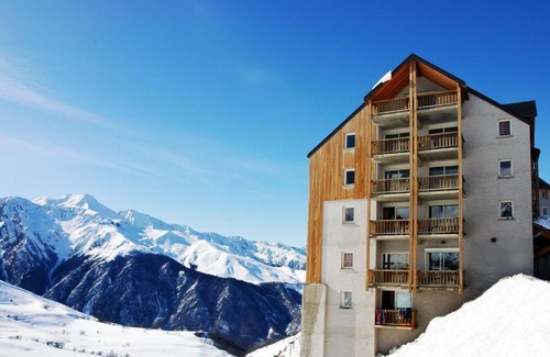 Peyragudes Apartment | Wifi, 300m from ski slopes, fitness, swimming pool, sauna, balcony, ski locker, 58m², Peyragudes